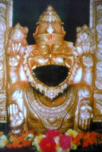 Божество Нарасимхи из Мангал Гири